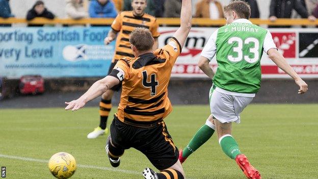 Fraser Murray fires home for Hibs