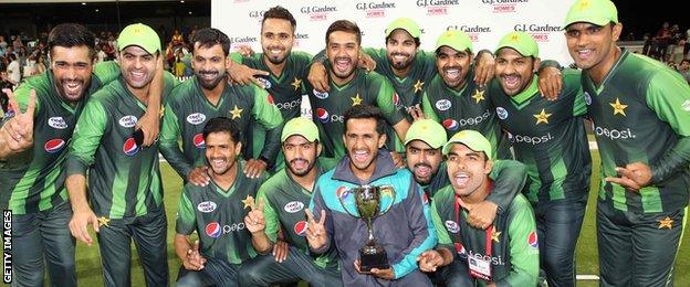 Pakistan with the Twenty20 series trophy