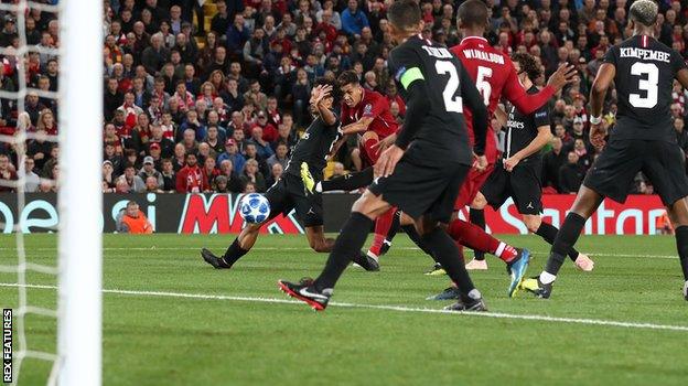 Roberto Firmino scores Liverpool's last-gasp winner