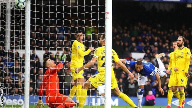 Richarlison scores for Everton