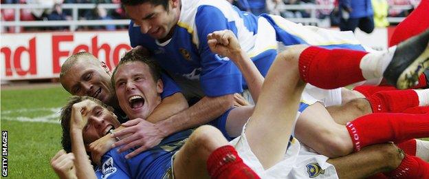 Matt Taylor scores for Portsmouth