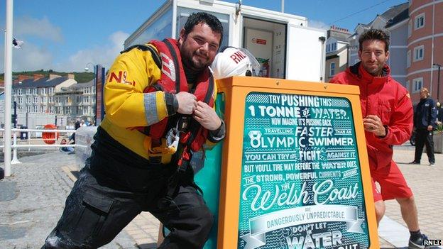 RNLI volunteer Ian Richards and lifeguard Gareth Lathwood