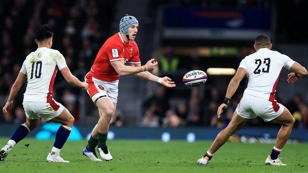 Wales centre Jonathan Davies during the 2022 Six Nations game against England