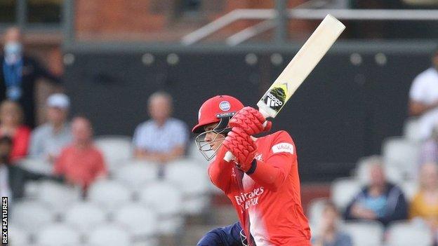 New Zealander Finn Allen hit 66 to help Lancashire beat Northants comfortably in Manchester