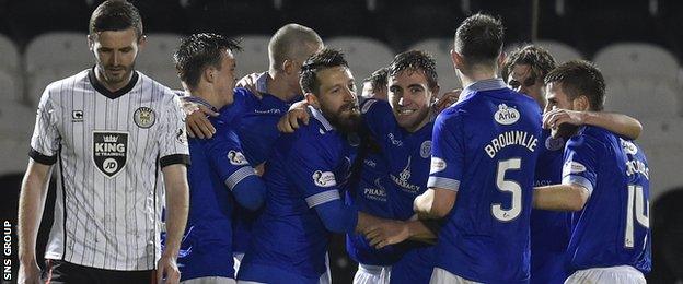 Queen of the South won 3-0 in Paisley