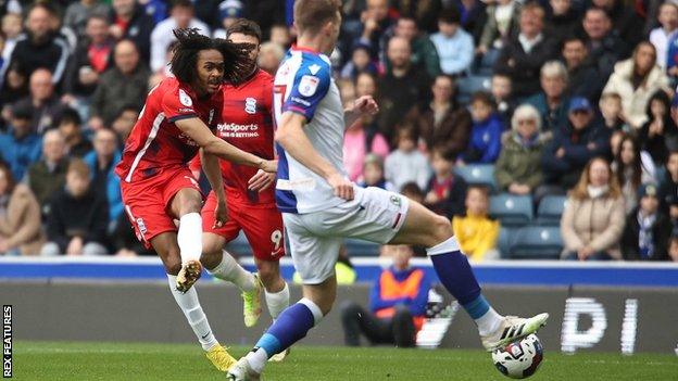 Tahith Chong in action against Blackburn