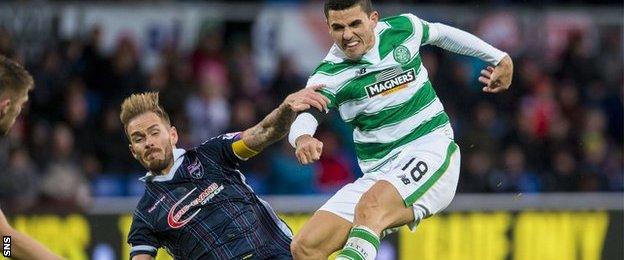 Tom Rogic scores for Celtic against Ross County