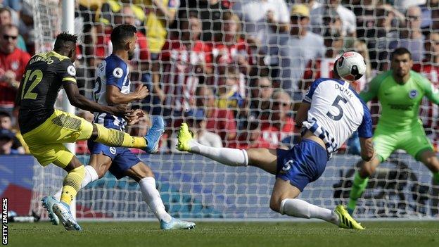 Moussa Djenepo, Southampton