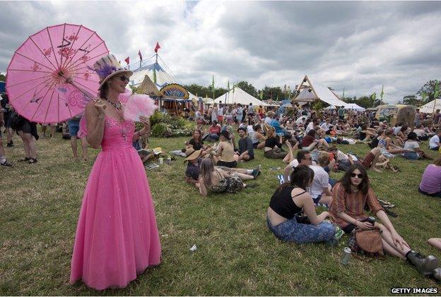 Glastonbury crowds