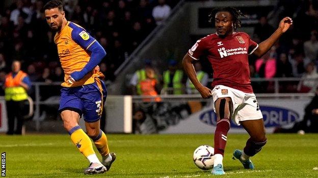 Steve McLaughlin scored his eighth goal of the season to restore Mansfield's two-goal cushion in the tie