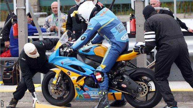 Stephen Smith in the pits