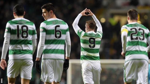 Leigh Griffiths (second right)