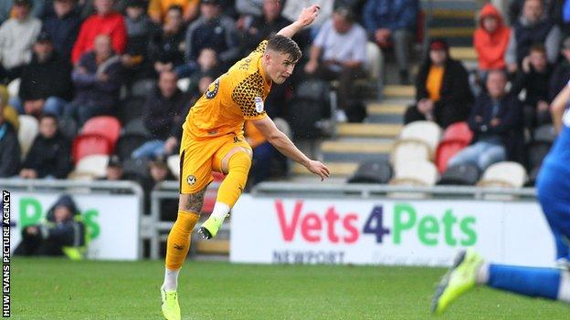 Newport's George Nurse lets fly deep in injury time to score the only goal