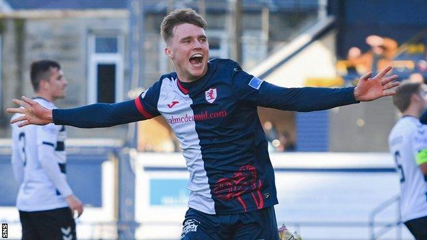 Raith Rovers scorer Ethan Ross celebrates