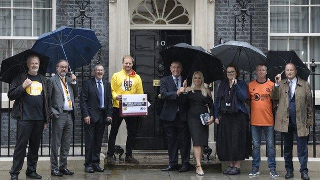 Peter Shilton was joined by campaigners to hand in a 12,000 strong petition to prime minister Boris Johnson