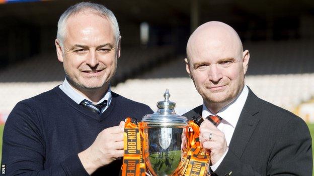 Dundee United manager Ray McKinnon and chairman Stephen Thompson with the Irn Bru Cup