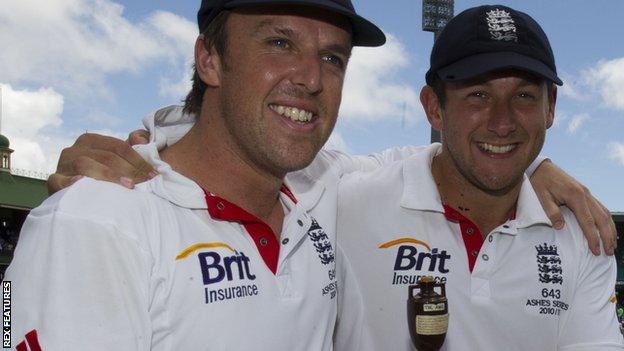 Graeme Swann and Tim Bresnan