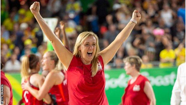 Tracey Neville celebrates Commonwealth gold in 2018