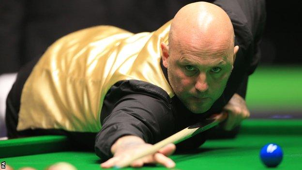 Snooker player Mark King