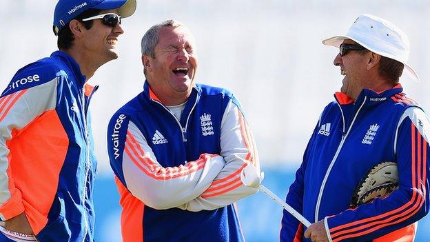 Alastair Cook, Paul Farbrace, Trevor Bayliss