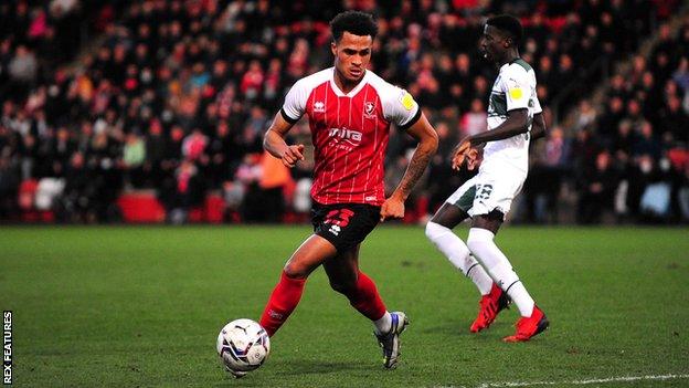 Elliot Bonds playing for Cheltenham Town