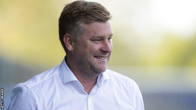 Karl Robinson