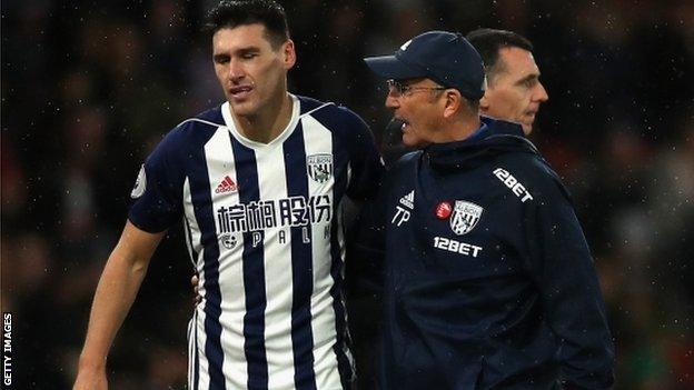 Gareth Barry and Tony Pulis