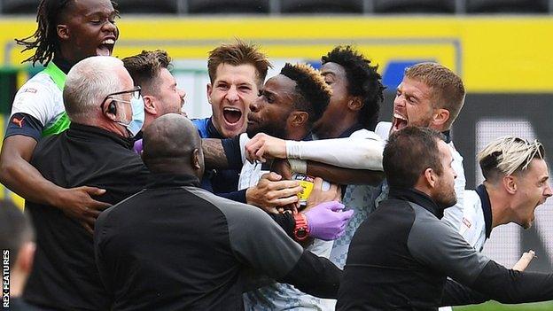 Luton Town celebrate