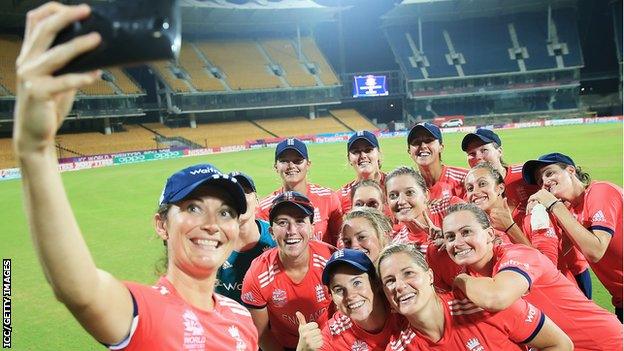 England celebrate with a selfie