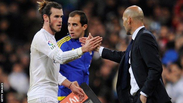 Real Madrid forward Gareth Bale and boss Zinedine Zidane (right)