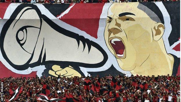 Objets de collection sur le football algérie