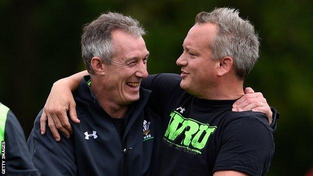 Rob Howley with Paul Stridgeon