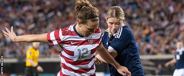 Leanne Ross (right) in action for Scotland against USA