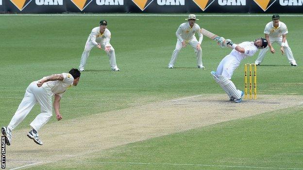 The last time Ian Bell shared a pitch on Australian soil with Mitchell Johnson was during the 2013-14 Ashes tour