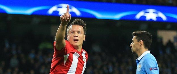 Yevhen Konoplyanka put Sevilla in front at Manchester City