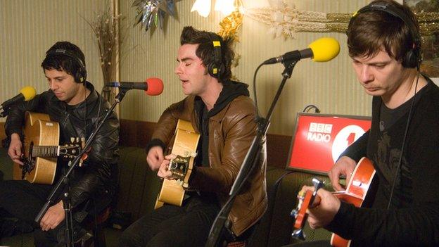 Stereophonics play a gig in their home village of Cwmaman for BBC Radio 1 in 2007