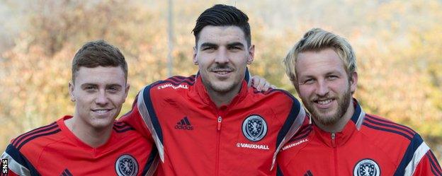 Lewis Macleod, Callum Paterson and Johnny Russell during Scotland training in 2014