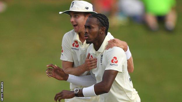 Jofra Archer and Stuart Broad