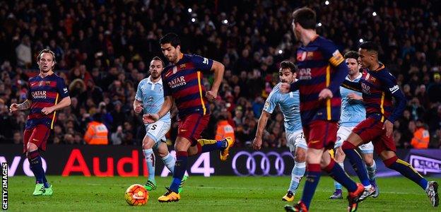 Luis Suarez scores from Lionel Messi's penalty