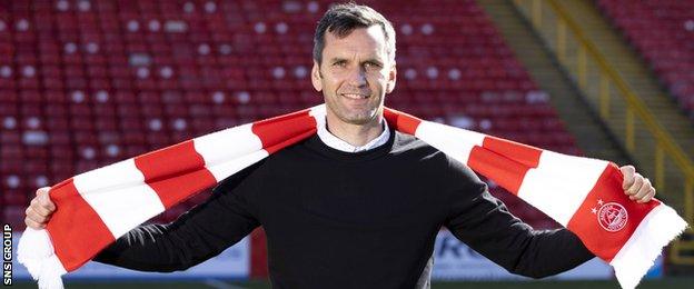 New Aberdeen manager Stephen Glass