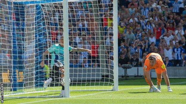 Kieran Trippier, Nick Pope, Newcastle United, Brighton