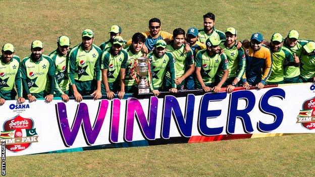 Pakistan with the T20 series trophy