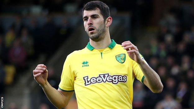 Nelson Oliveira reacts to missing a chance