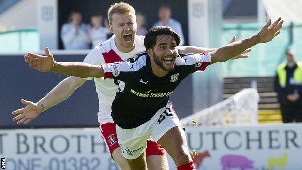 Faissal El Bakhtaoui celebrates