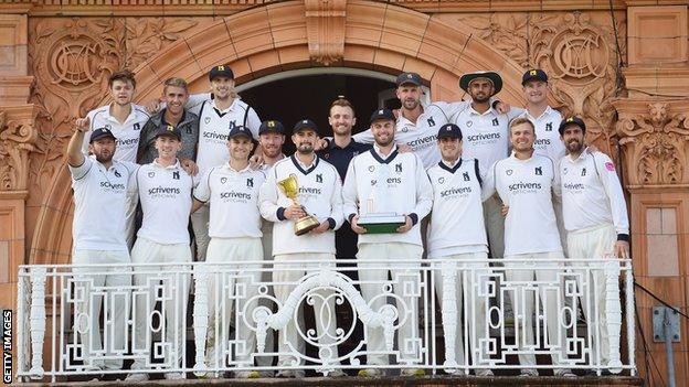 Warwickshire celebrate winning the 2021 Bob Willis Trophy final at Lord's