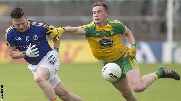 Longford's Michael Quinn and Donegal's Ciaran Thompson