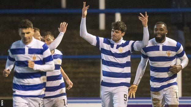 Greenock Morton celebrate