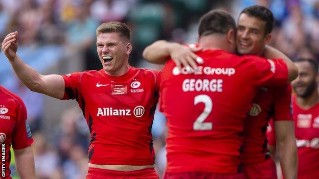 Saracens players celebrate