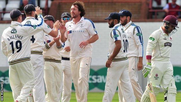 Ryan Sidebottom struck three times in quick succession at Taunton, the dismissal of Dean Elgar being followed just two balls later by home skipper Tom Abell, then Marcus Trescothick four overs later