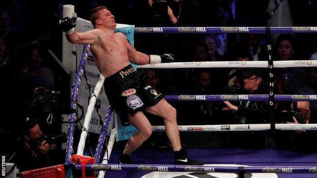 Alexander Povetkin falls in his fight with David Price